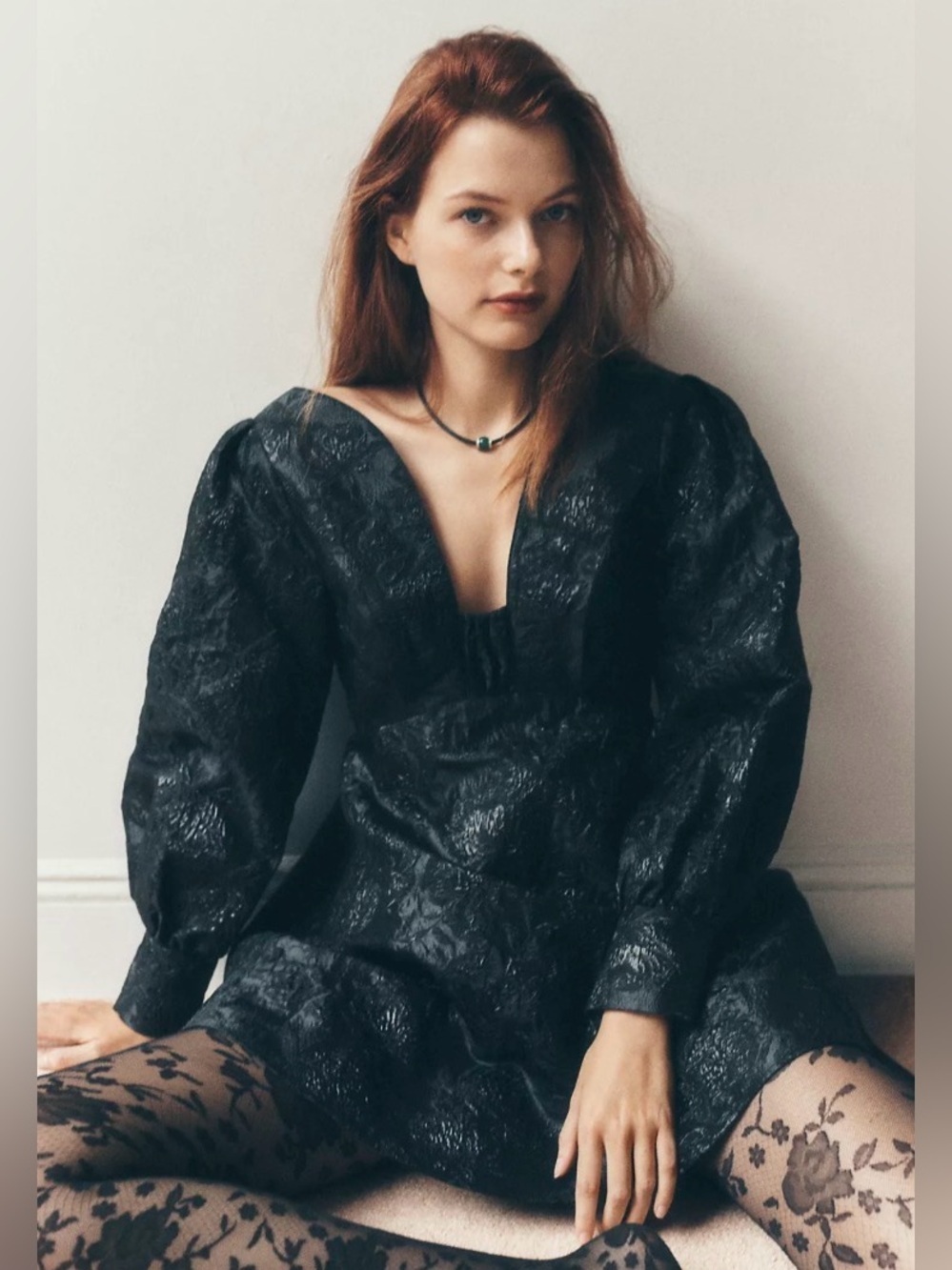 Maeve Jacquard Babydoll Mini Dress Black Long Sleeve V-Neck Size 4 NWT